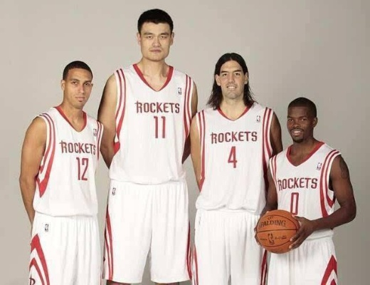 这是一篇关于凯文·马丁与火箭阵容的文章